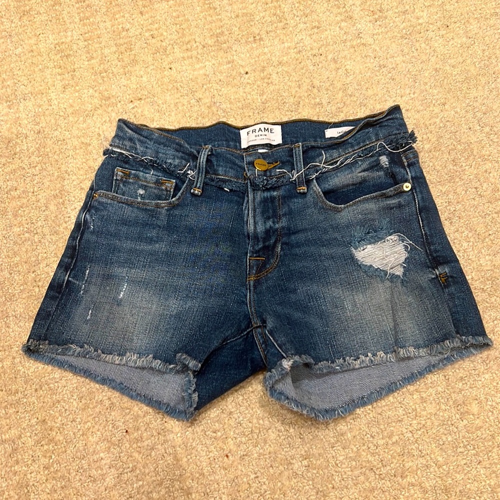 Frame Le Cutoff shorts
